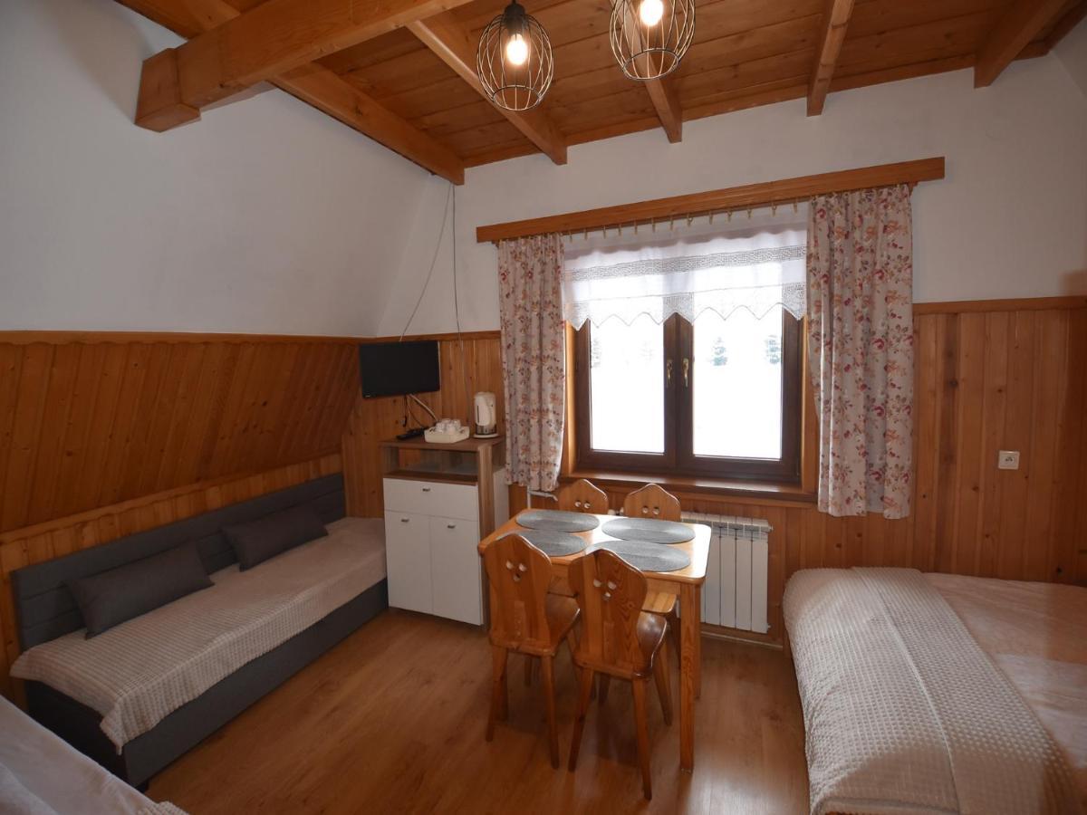 Pokoje Goscinne Budzowie Czarna Gora Luaran gambar